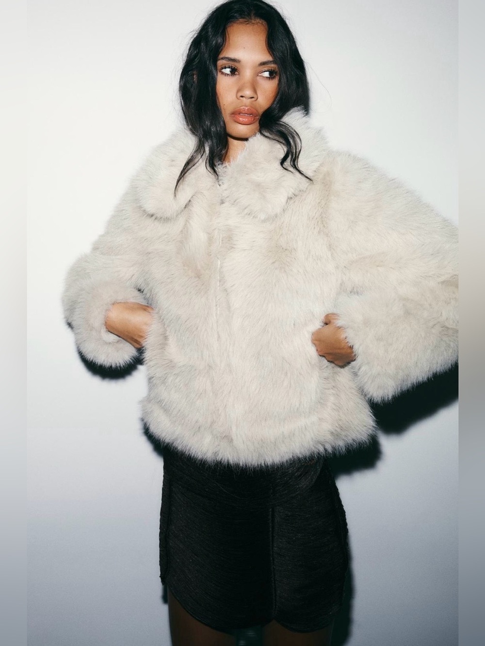 Zara NWT Ivory Faux Fur Cropped Jacket Cozy Plush Winter Coat